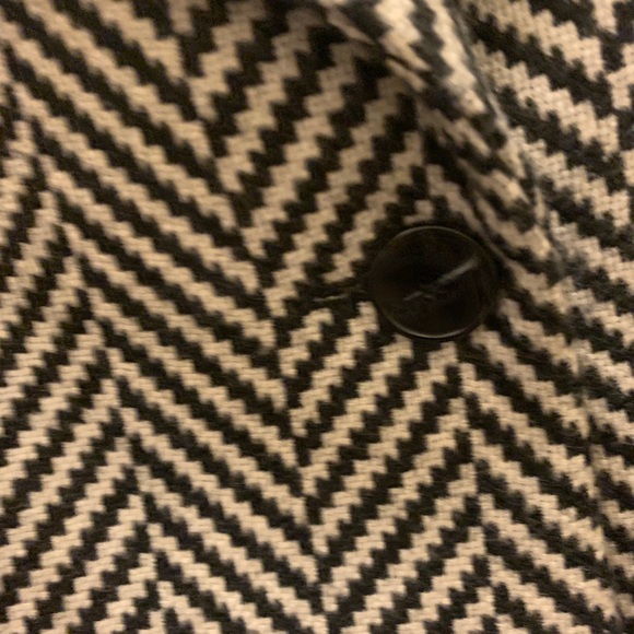 Jacket/ Blazer Gently used - Picture 2 of 7